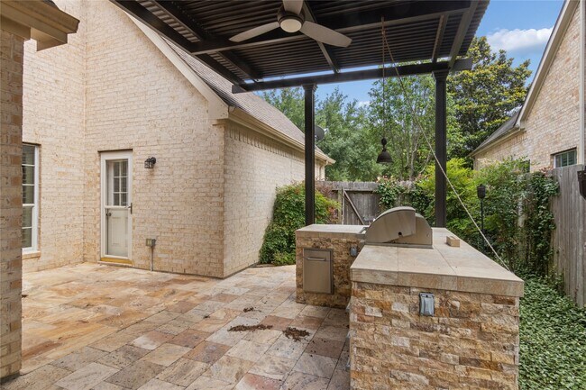 Building Photo - 5306 Norborne Ln
