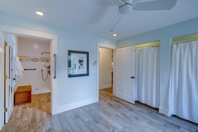 Building Photo - 419 N 2nd St