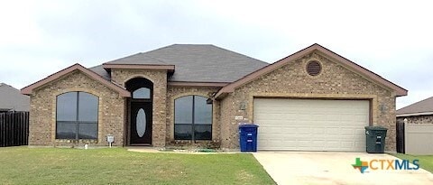 Primary Photo - 2411 Coy Dr