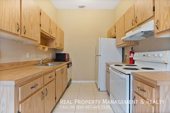 Building Photo - 3121 Yorych Ln