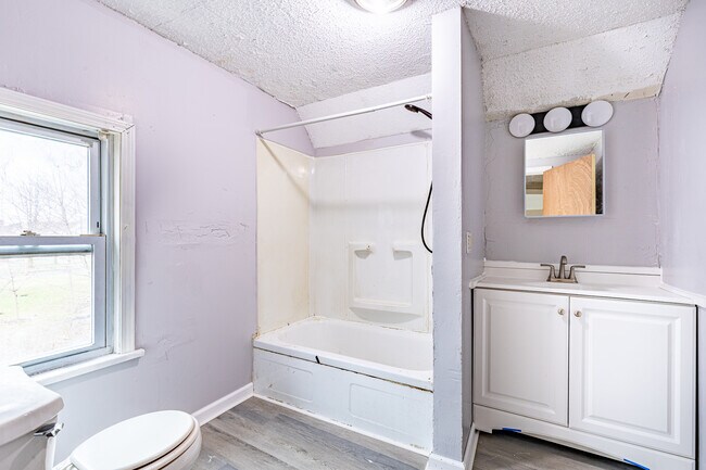 Building Photo - 25 Wabash St