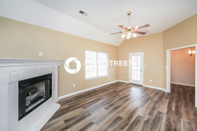 Building Photo - 4 Bedroom Pet-Friendly Home in OLIVE BRANCH, MS with Main Street Renewal