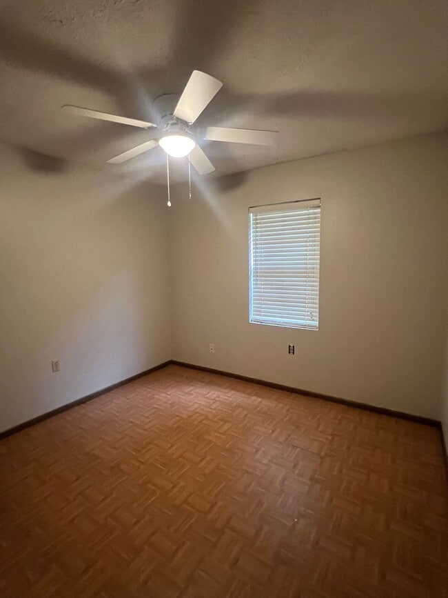 Building Photo - Cozy Duplex in Heart of Rincon