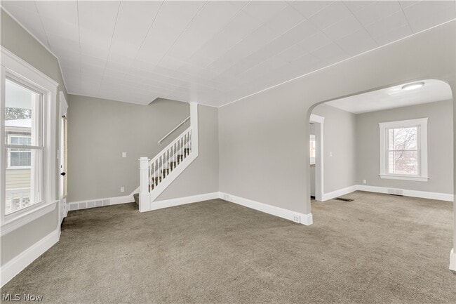 Building Photo - 1501 Botany Ave