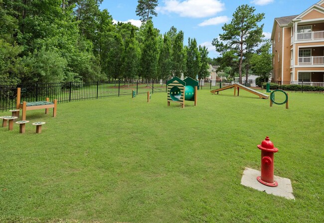 Building Photo - 325 Marymeade Dr