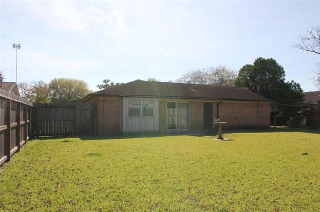 Building Photo - 125 Talisman St