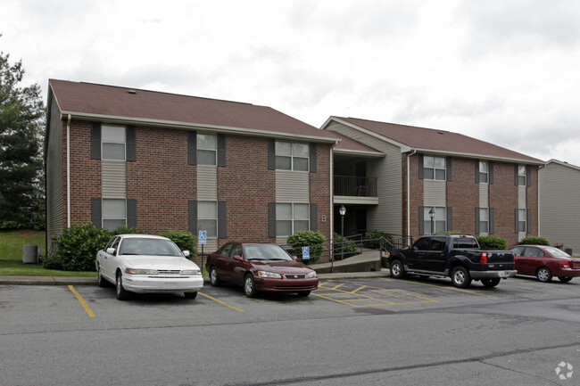 Primary Photo - Woodland Apartments