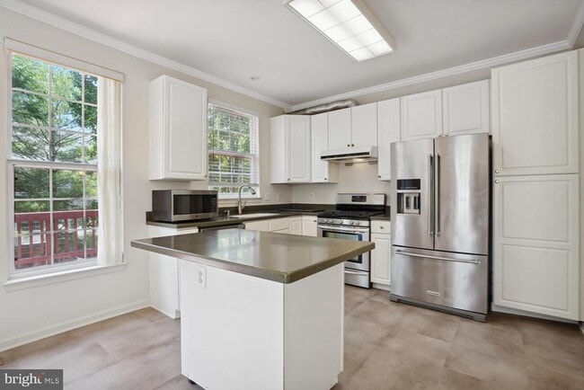 Building Photo - 4172 Zinnia Ln