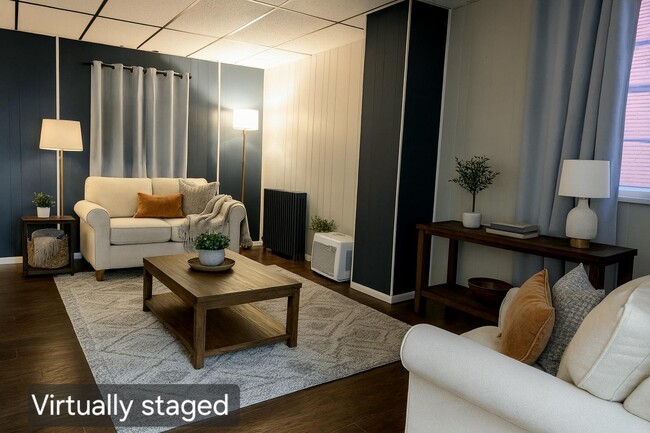 Building Photo - 218 W Horner St