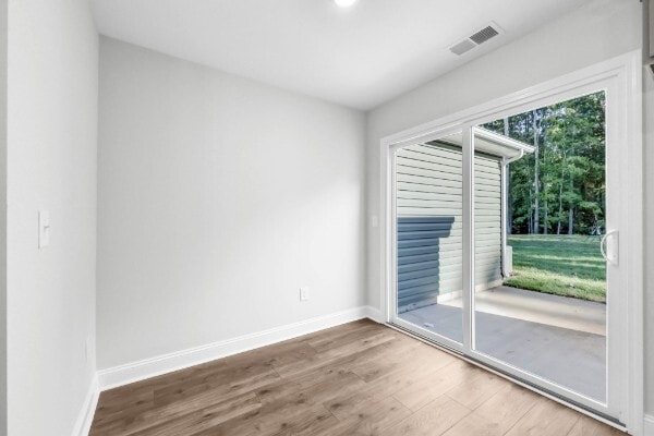 Building Photo - 206 W Point Dr