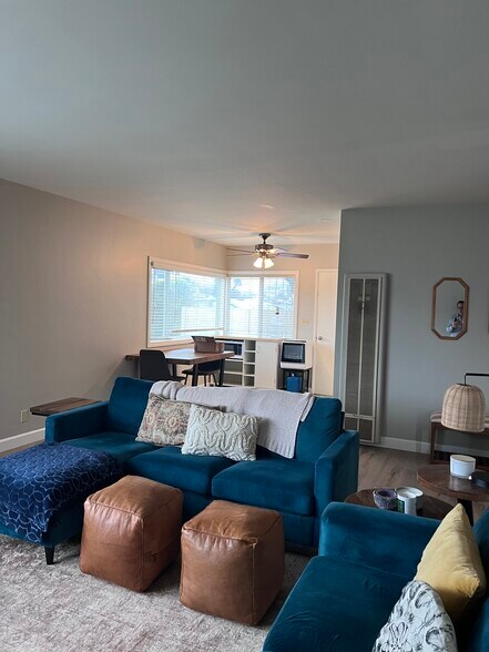 Building Photo - 233 Avenida Monterey