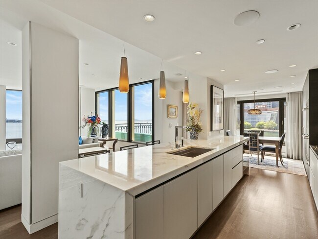 Building Photo - 20 Rowes Wharf