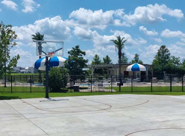 Building Photo - FOR LEASE IN SUGAR MILL POND!