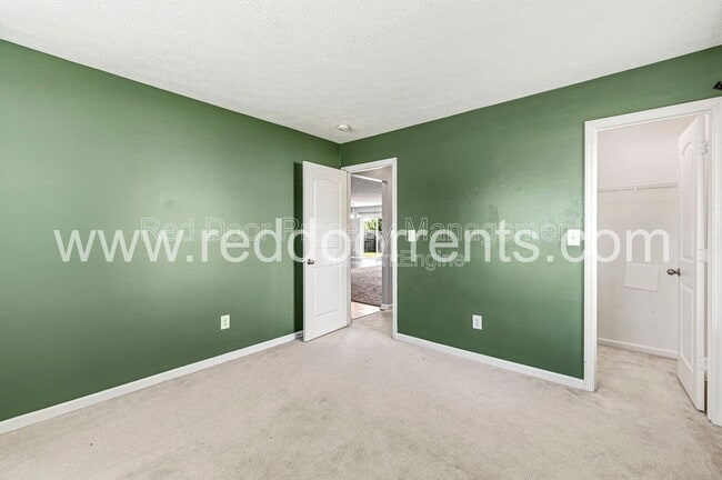 Building Photo - 7217 Burlat Ln