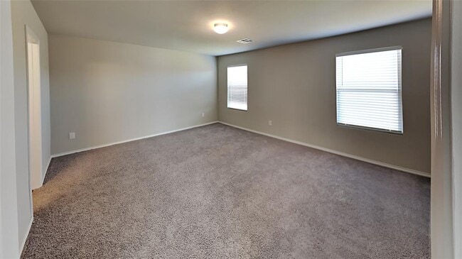 Building Photo - 9920 Rattlesnake Ln