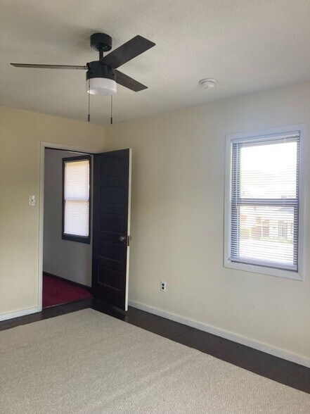 1st Bedroom - 108 21st St
