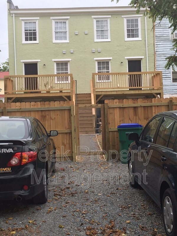 Building Photo - 2117 Cedar St