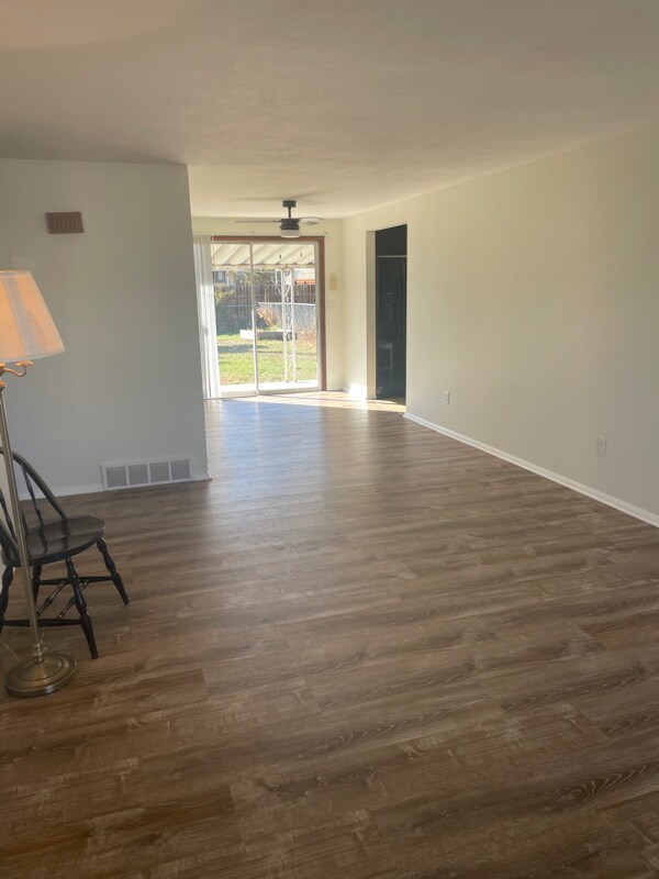 Building Photo - 3501 Butternut Dr