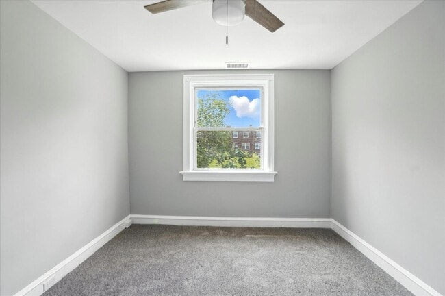 Building Photo - 3417 Cliftmont Ave