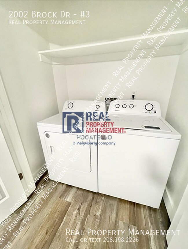 Building Photo - 2002 Brock Dr