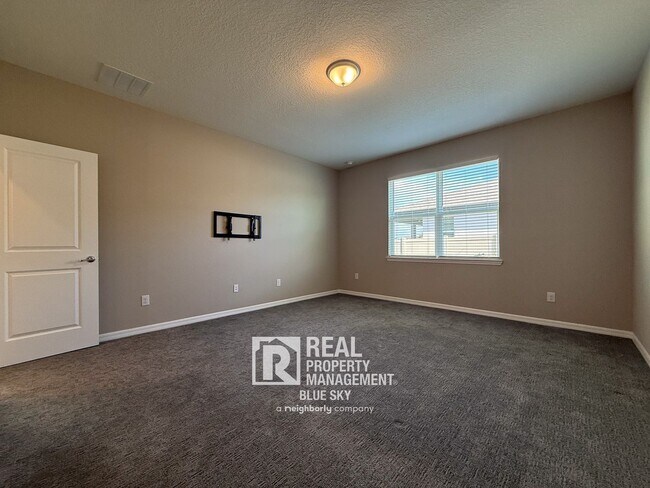 Building Photo - 20949 Cherry River Rd