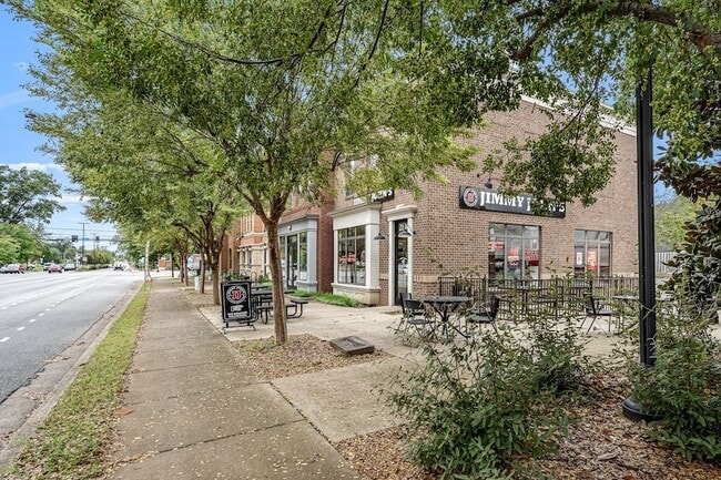 Building Photo - 2118 Middle Tennessee Blvd