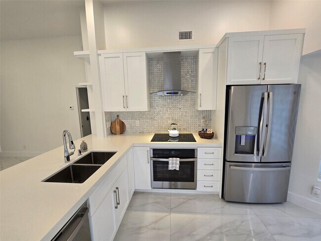 Building Photo - 1303 Seagrape Cir