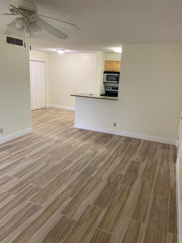 Building Photo - 10765 Cleary Blvd