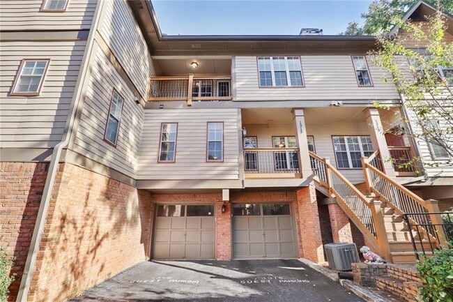 Building Photo - 1315 Stillwood Chase
