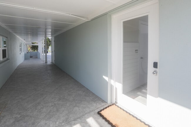 Building Photo - 8560 Heron Lagoon Cir