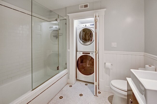 Building Photo - Your home sweet home in San Francisco is in the Noe Valley Neighborhood!