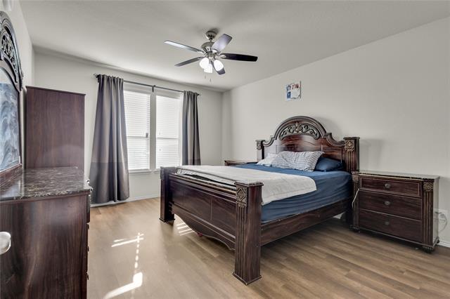 Building Photo - 8028 Larch Ln