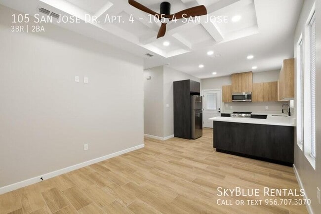 Building Photo - 105 San Jose Dr