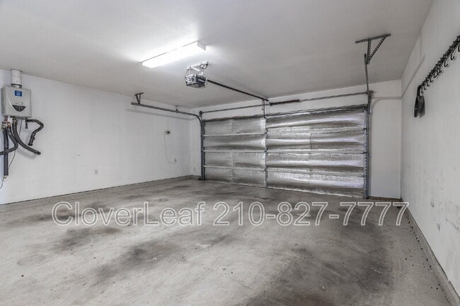 Building Photo - 10414 Legacy Hl