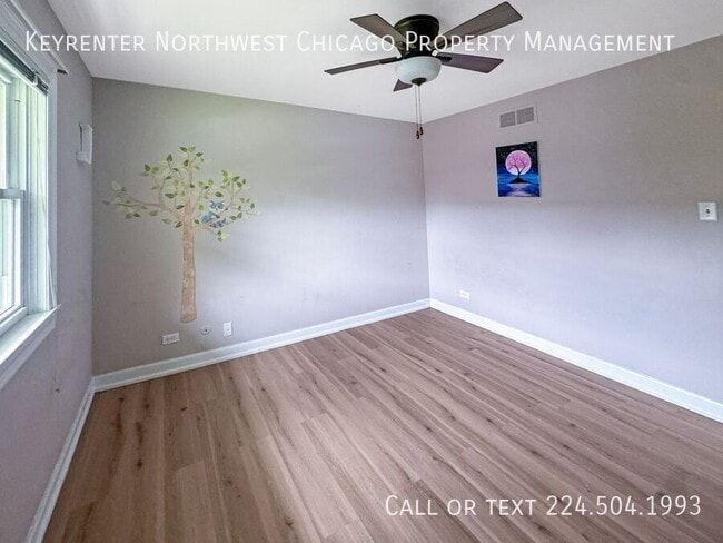 Building Photo - 1028 Tiverton Ct