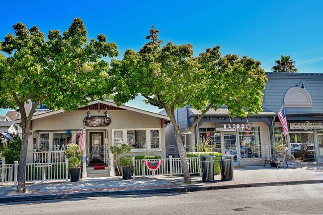 Building Photo - 111 W Prospect Ave