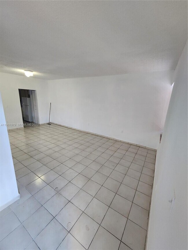 Building Photo - 4505 W 15th Ave