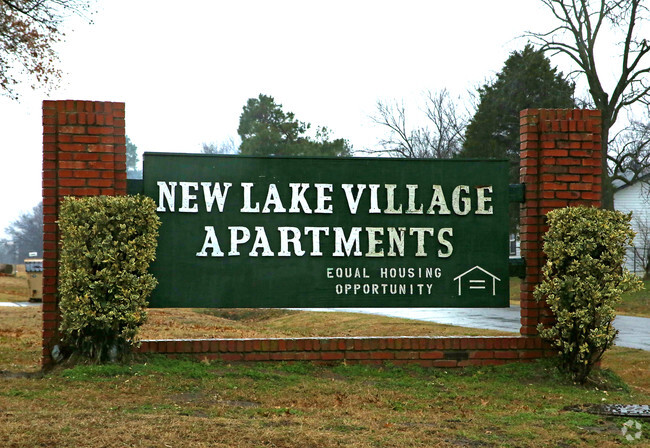 Building Photo - New Lake Village Apartments