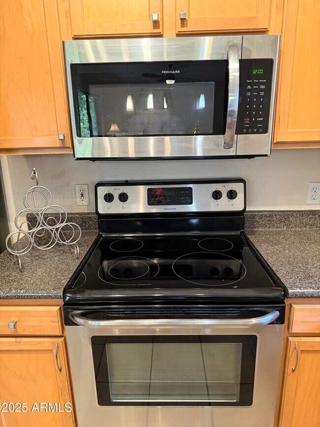 Building Photo - 11680 E Sahuaro Dr