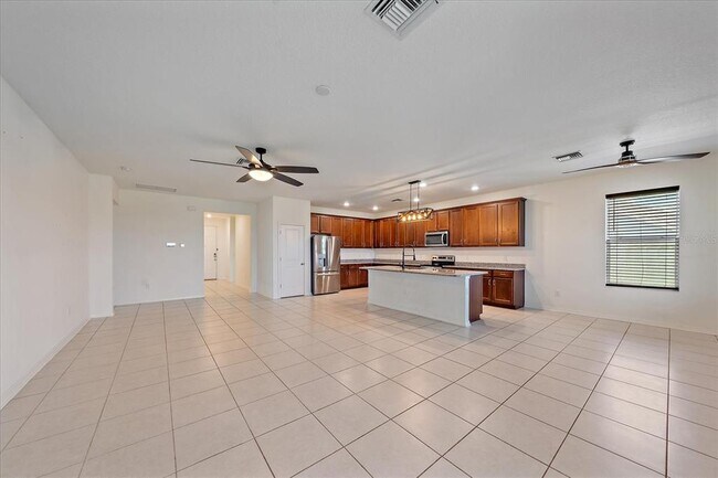 Building Photo - 4807 Windy Hammock Way