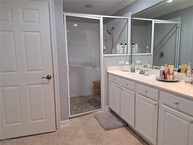 Building Photo - 11037 Harbour Yacht Ct