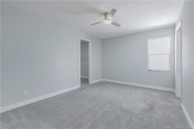 Building Photo - 4982 SE Railway Ave