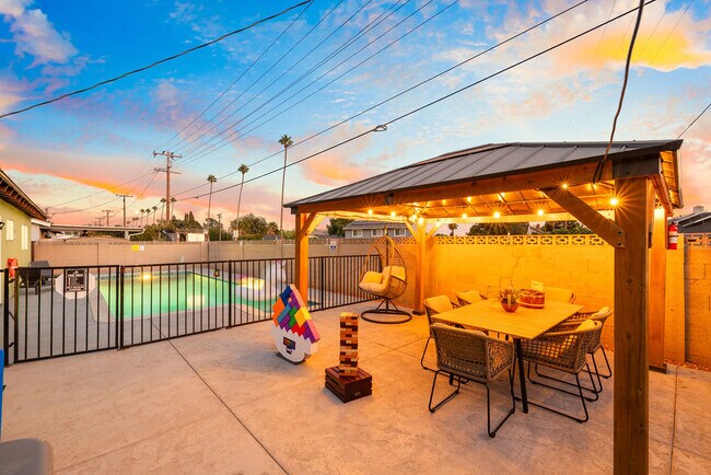 Building Photo - 632 Kenoak Dr