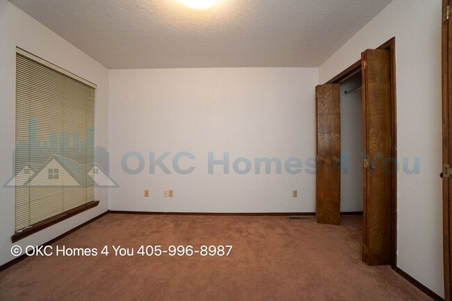 Building Photo - 5915 Fox Run Way