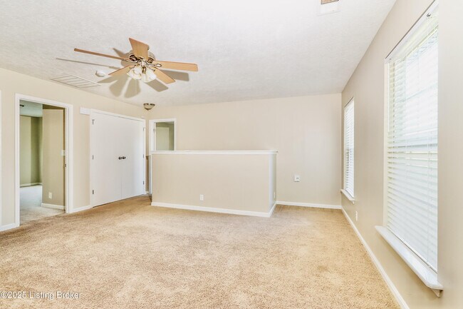 Building Photo - 10613 Irvin Pines Dr