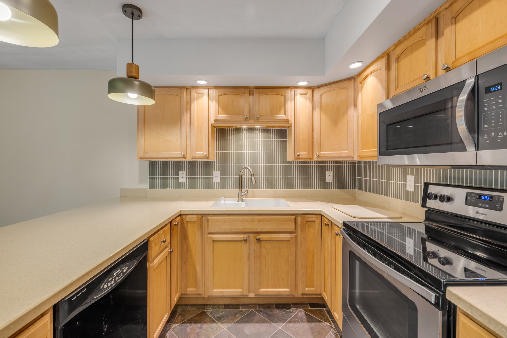 Building Photo - 1 Timberline Trl
