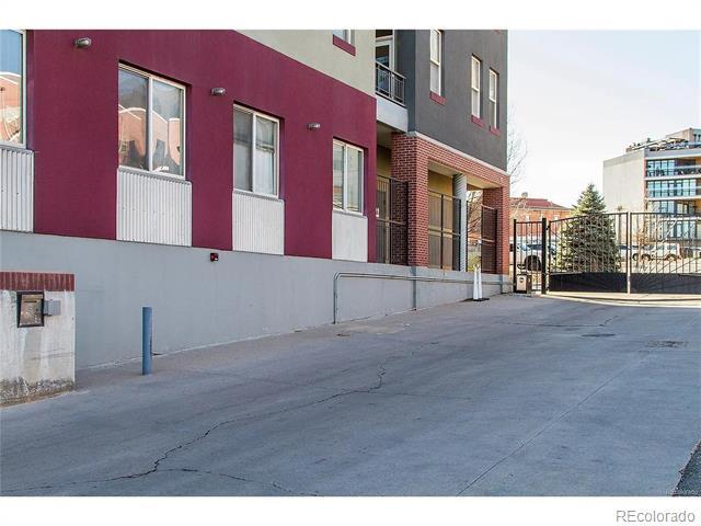 Building Photo - 2525 15th St