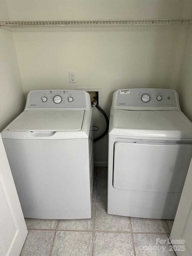 Building Photo - 6113 Windsor Gate Ln