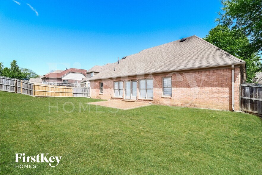 Building Photo - 1071 Mossy Knoll Dr