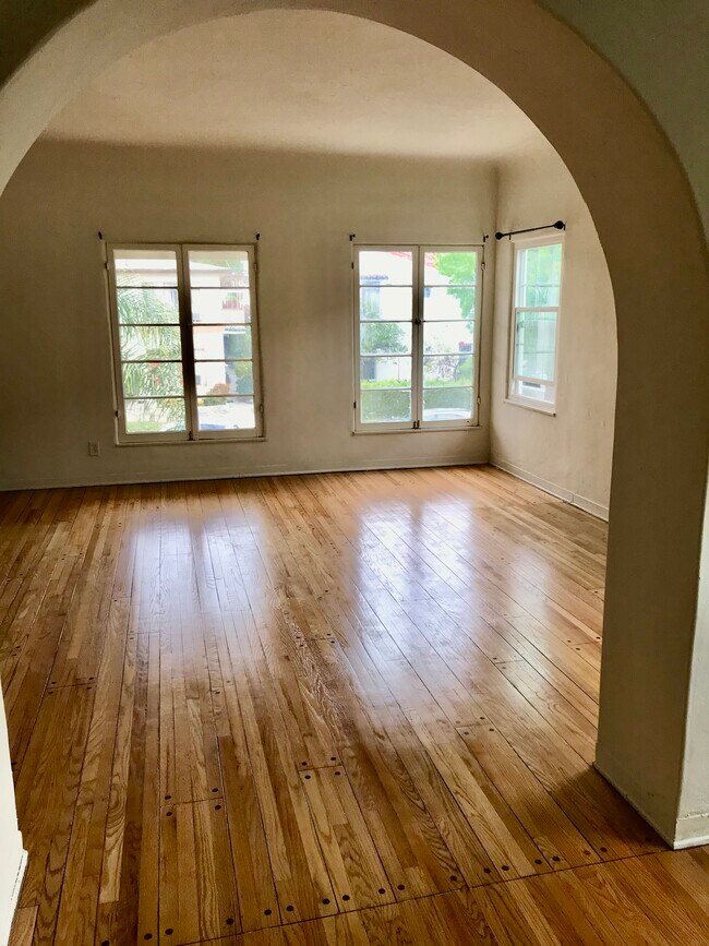 Building Photo - 8366 Blackburn Ave